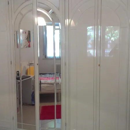 Marina Centro Indipendente 72 Mq Con Posto Auto E Ampio Cortile Recintato, Ideale Per I Vostri Cani Apartamento Rimini
